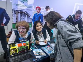 «Железные дороги Якутии» представили вакансии на ярмарке трудоустройства