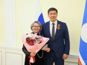 В Якутске вручили награды работникам связи в честь Дня радио