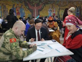 Около 140 человек написали юбилейный этнографический диктант в Якутске