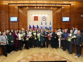 В Якутии вручили государственные награды многодетным матерям