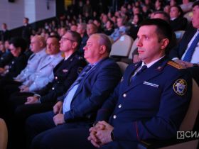 На страже правопорядка: в Якутске чествовали сотрудников МВД