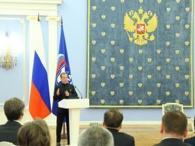 Медведев: Программа «Единой России» должна включать и идеологию, и решение насущных проблем