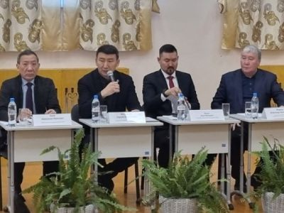 В селе Кобяй провели выездное заседание оргкомитета Ысыаха Олонхо