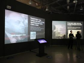 «Спасти и вернуть»: в Якутске открылась выставка о подвиге военных медиков