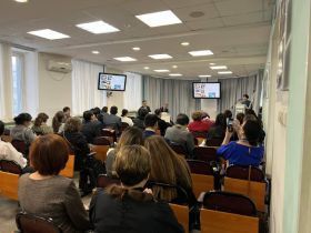 Языковые проекты представили на съезде учителей Якутии