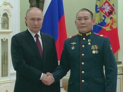 Ровно год исполнился со дня вручения звезды Героя России Андрею Григорьеву — Туте