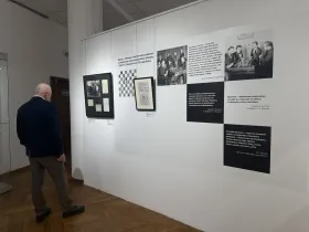 В Якутске открыли выставку «Шахматы поставлены, игра начнется завтра»