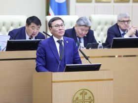 Поправки в Конституцию Якутии приняты большинством голосов