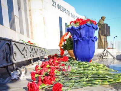 Песни, награды и память героев: в Якутии отметят День защитника Отечества