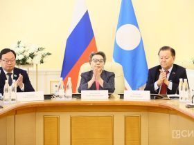 Государственные награды вручили медицинским работникам Якутии