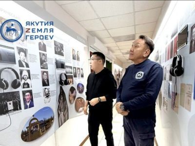 Участник «Якутия – Земля героев» проходит стажировку в администрации Нюрбинского района