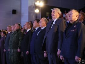 На Антифашистском форуме в Якутске наградили участников специальной военной операции