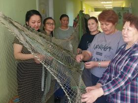 Маскировочные ткань и сети отправили работники ЖКХ бойцам СВО