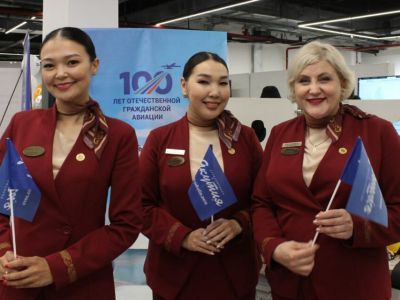 Авиакомпания «Якутия» приняла участие в фестивале по трудоустройству молодежи