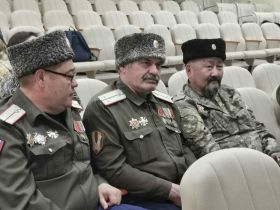 Казаки, ученые и социологи обменялись мнениями по решению проблем современного казачества