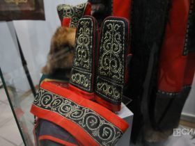 В Якутске открылась персональная выставка Марфы Оконешниковой