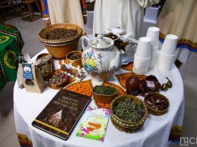 «Вкус хомуса»: в Якутске прошел необычный гастро-культурный вечер