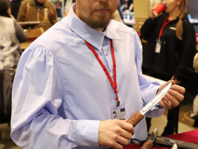 Уникальный метод выплавки железа показали мастера из Якутии на международной выставке в Москве