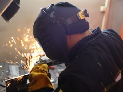 В Якутии выбрали лучшего сварщика