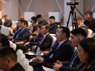 В Якутске прошел форум «Муниципалитеты 2.0: ИИ как драйвер развития территорий»