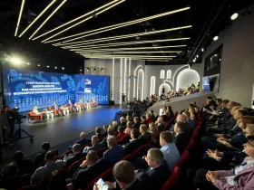 Айсен Николаев рассказал об управленческом опыте Якутии на форуме «Малая Родина — сила России»