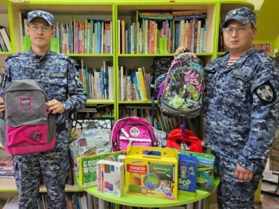 Олёкминские росгвардейцы поддержали акцию «Собери ребёнка в школу»