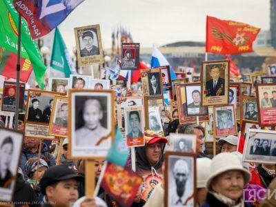 Фоторепортаж: более 35 тысяч якутян стали участниками акции «Бессмертный полк» в Якутске
