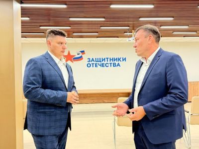 Герой России Николай Соболев посетил филиал фонда «Защитники Отечества» в Якутии