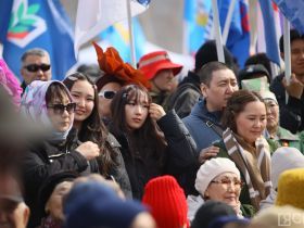 В Якутске отметили Первомай чествованием трудящихся и трудовых династий