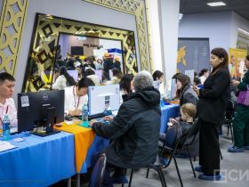 В Якутске открылась ярмарка трудоустройства, где предлагают пять тысяч вакансий