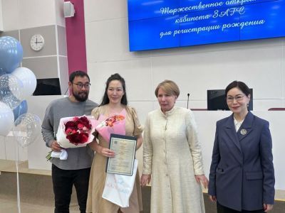 В Якутии запустили выдачу свидетельств о рождении прямо в роддоме