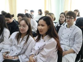 В Якутске впервые проводят конкурс «Лучший по профессии» среди поваров