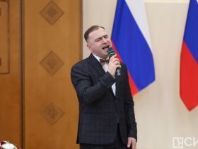 Высокие награды и почётные звания вручили якутянкам в преддверии 8 Марта