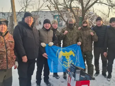 В зоне СВО работают делегации Хангаласского и Абыйского районов Якутии