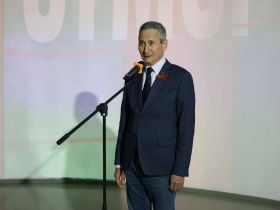 «Спасти и вернуть»: в Якутске открылась выставка о подвиге военных медиков