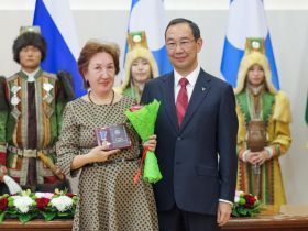 Глава Якутии вручил государственные награды