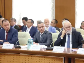 Айсен Николаев принял участие в заседании президиума РАН и правительства Якутии