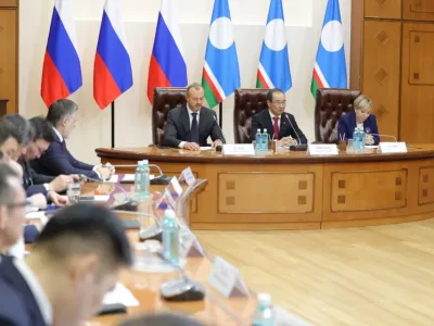 Глава Якутии провел расширенный Совет по местному самоуправлению