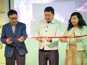 В Якутске открылась выставка ножей мастеров из Якутии и Бурятии