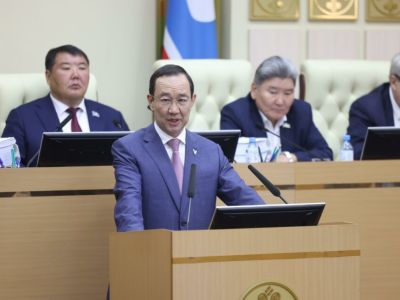 Началось тринадцатое пленарное заседание парламента Якутии 