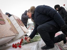 В Якутске почтили память жителей и защитников блокадного Ленинграда