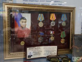 Боевые трофеи и памятные вещи военного медика Владимира Диодорова-Лаврентьева показали в Якутске