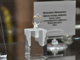 В «Сокровищнице Якутии» открыли выставку ювелира Юрия Иванова