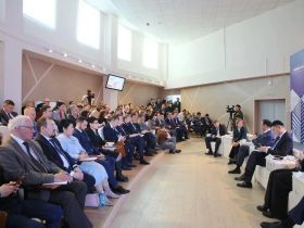 Айсен Николаев: «Новая стратегия развития ДФО должна работать на повышение качества жизни»