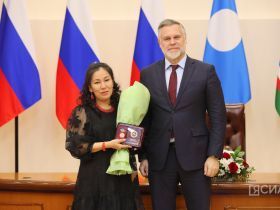 В Якутии вручили государственные награды многодетным матерям