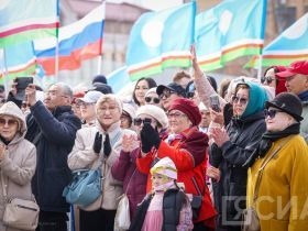 Фоторепортаж: День республики отметили в Якутске