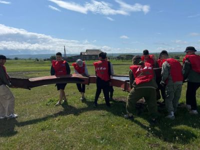 В Якутии реализуется проект «Молодежный десант «За нас!»»