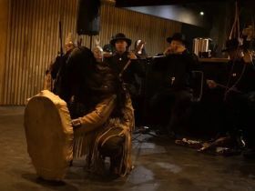 Скульптор Даши Намдаков оценил приезд Национального театра танца Якутии в Забайкалье