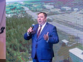 «Железные дороги Якутии» представили вакансии на ярмарке трудоустройства