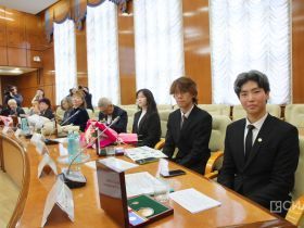 Вручены стипендии первого президента Якутии «Знанием победишь»